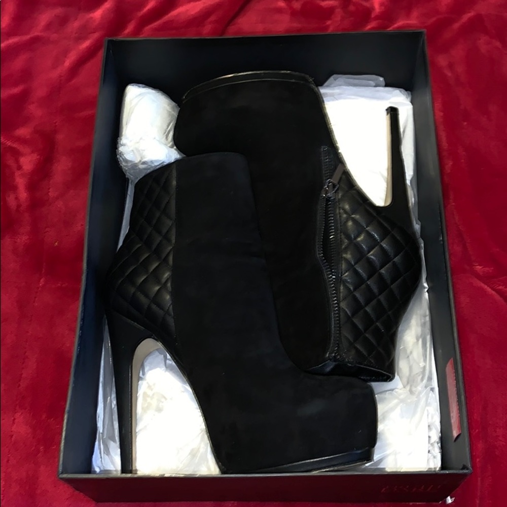 Zip Up Heels